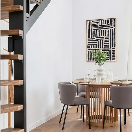 아파트 Japandi Duplex Centre *